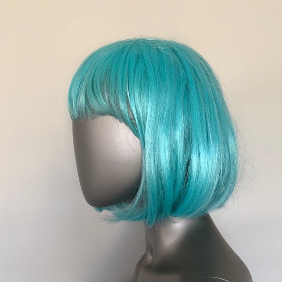 Light Blue Bob Wig with Bangs - Picture 3 of 4